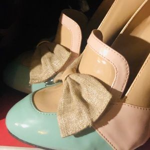 Dolce by Mojo Moxie Shoes - New - Beige and Pastel heels 🖤Dolce by Mojo Moxy Dolce by Mojo Moxie Shoes - New - Beige and Pastel heels 🖤Dolce by Mojo Moxy